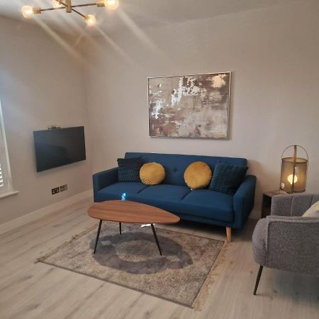 Collier'S Wood En-Suite Apartments London Bagian luar foto