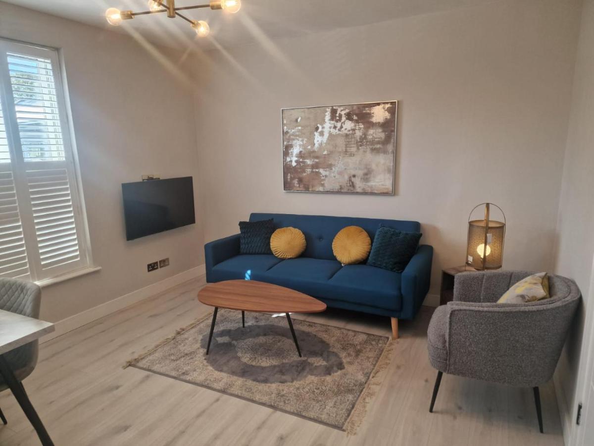 Collier'S Wood En-Suite Apartments London Bagian luar foto